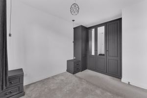 Photo 18- click for photo gallery